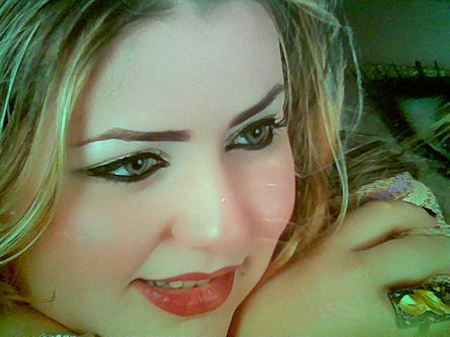 EPIC TEEN CLEAVAGE Escort roma prezzo